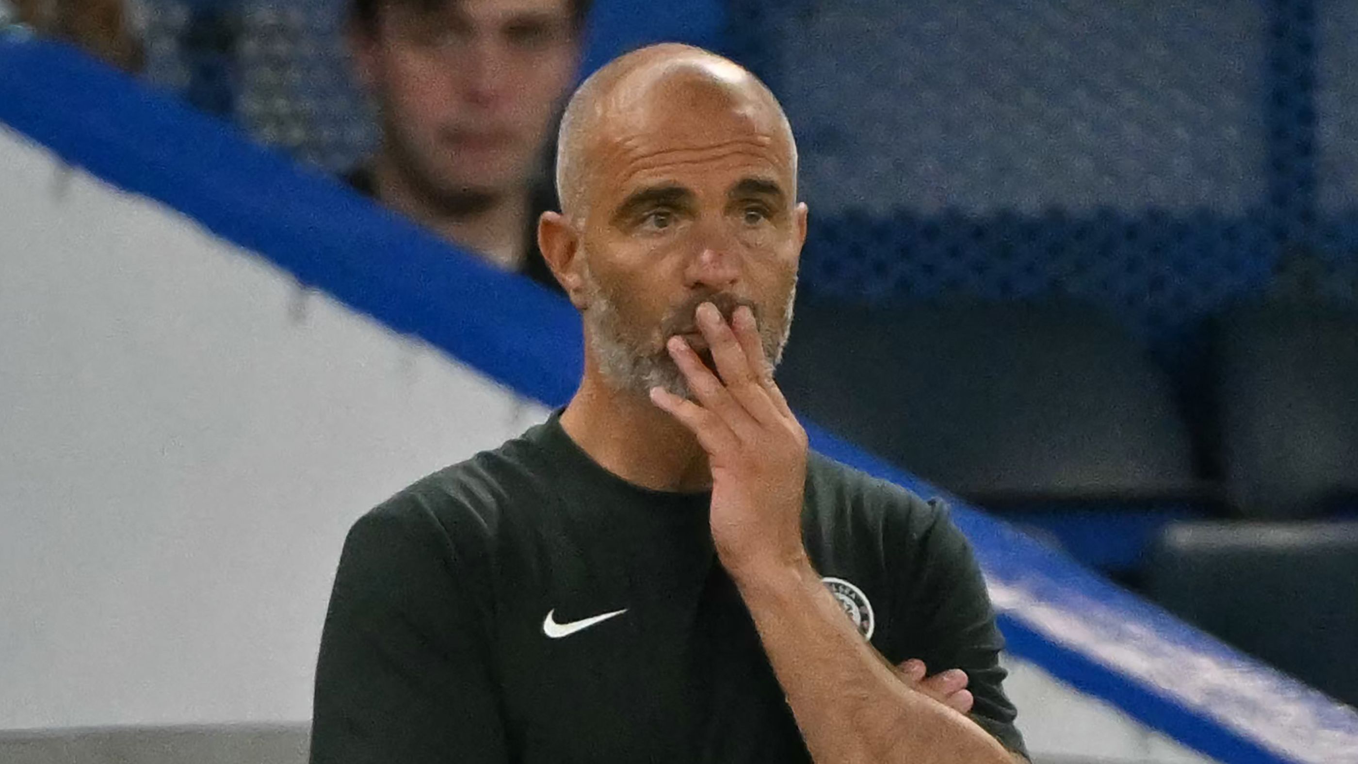 فيديو: "إذا أرادوا نقاطًا!" - كول بالمر يُجيب بسخرية على سؤال دوري فانتازي الممتاز، بينما يُجيب نجم تشيلسي على سؤال سعره في اللعبة.