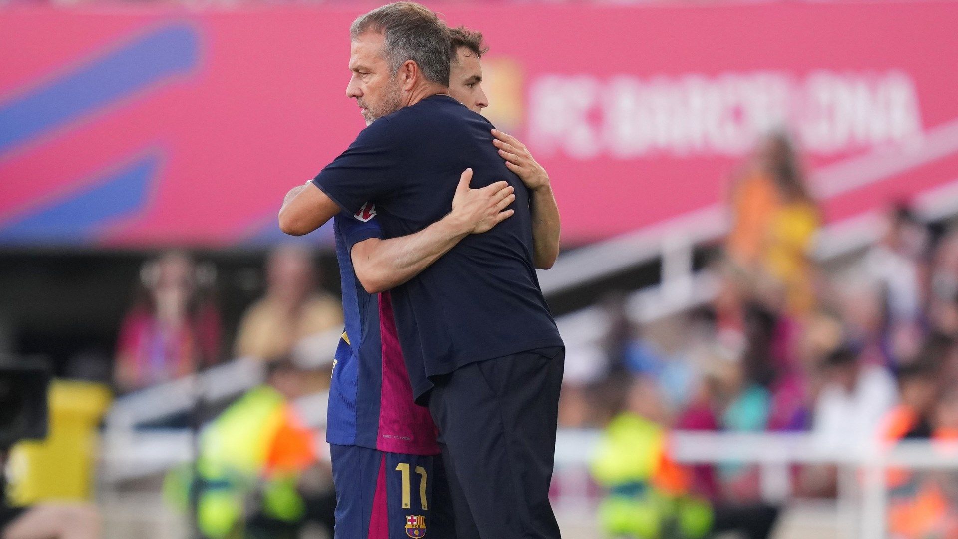 نجم برشلونة يشيد بإلغاء صفقة انتقال لاعب بيتيس السابق بعد تصريحات معادية لكتالونيا