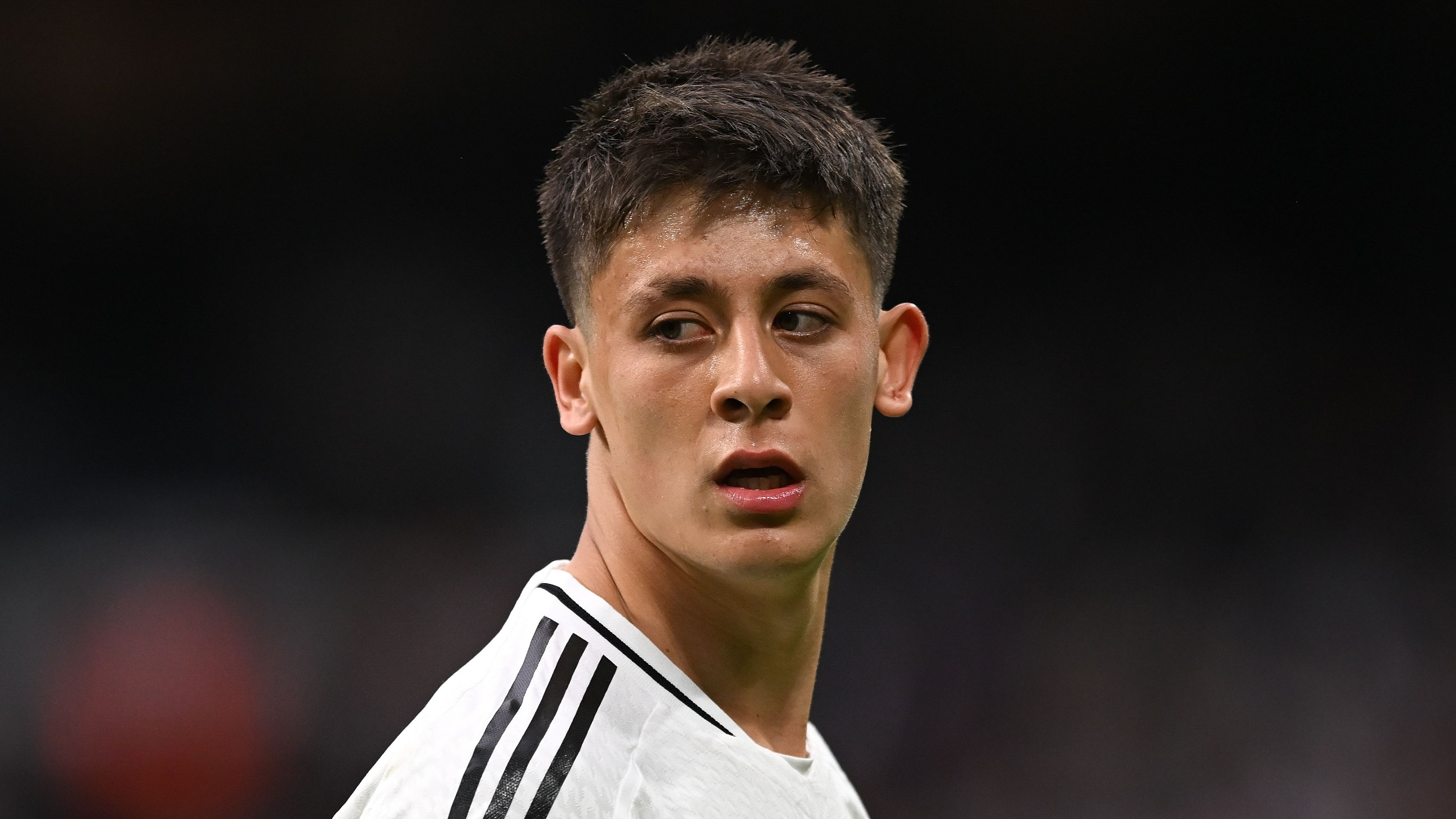 مبابي يتألق بتسجيله هدفين في فوز ريال مدريد الودي؛ وميليتاو يعود منتصراً