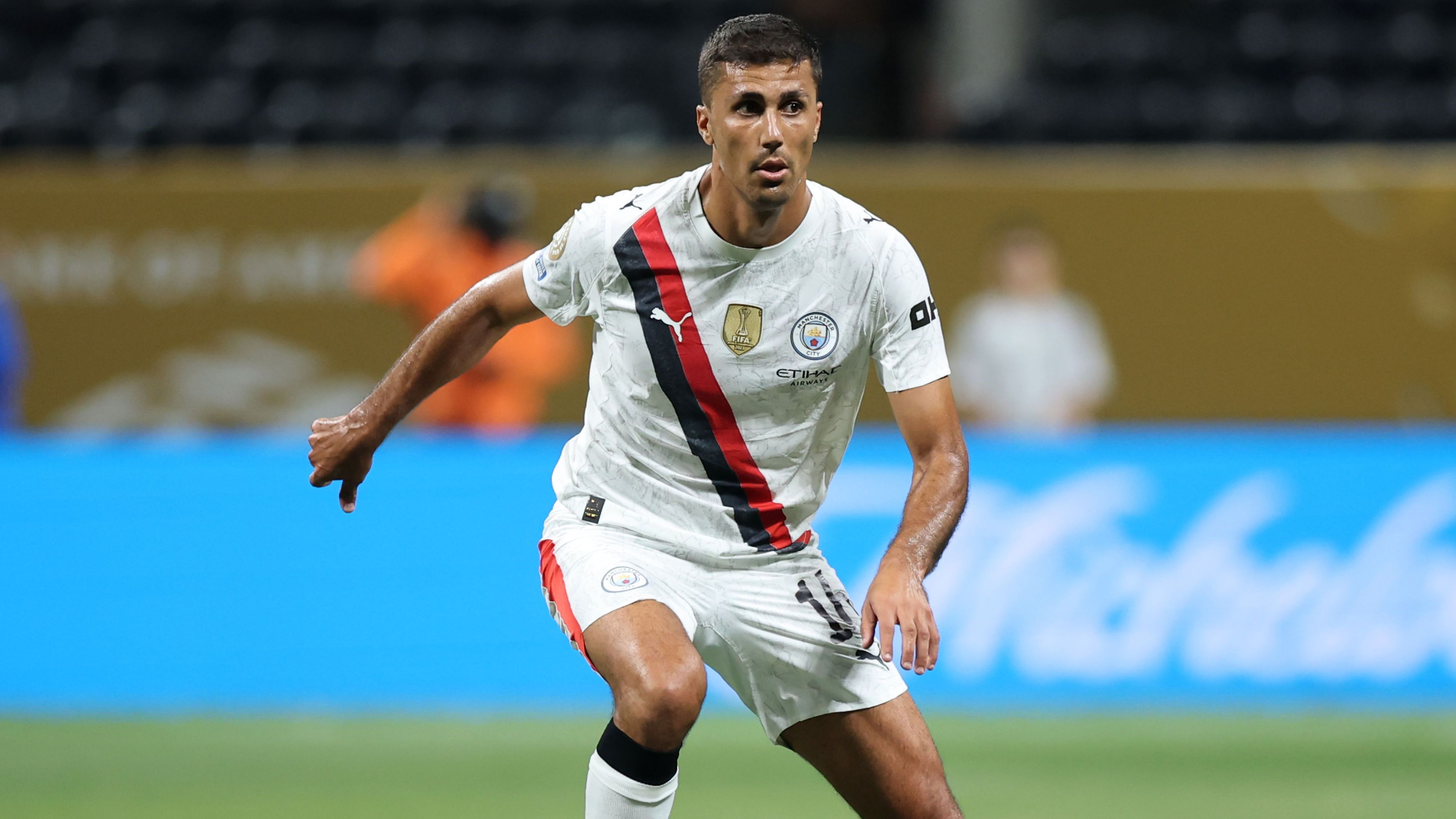 مارك غويهي: تحسين دفاع مانشستر سيتي في الدوري الإنجليزي الممتاز