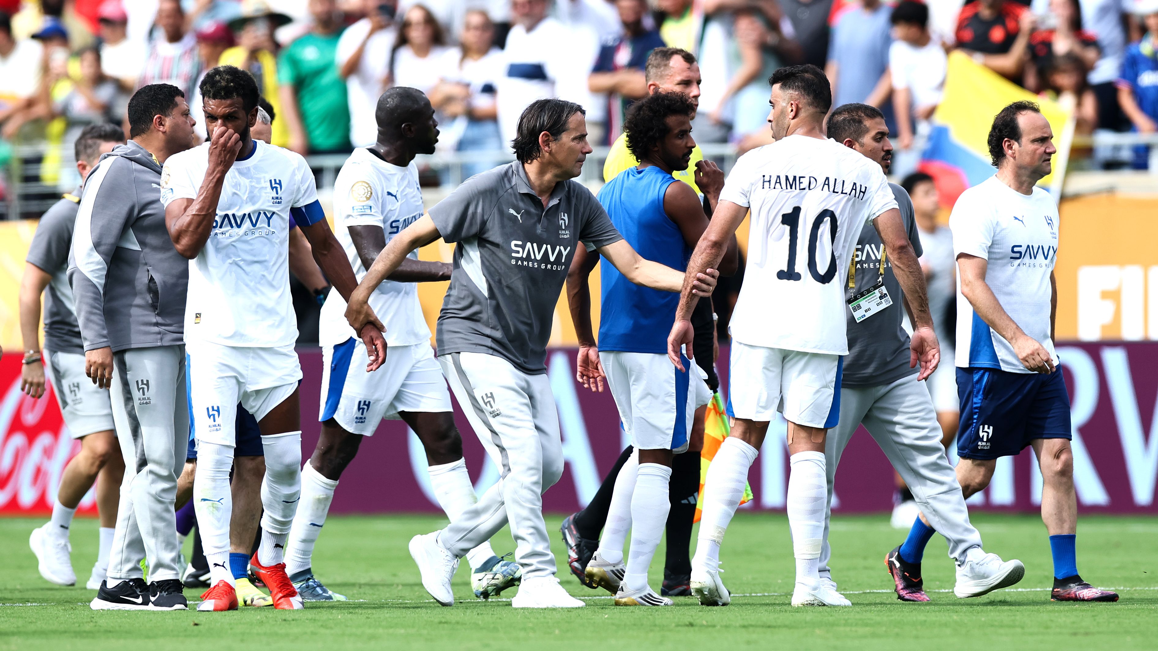 الهلال في محادثات متقدمة مع بول ميتشل ويستهدف المدرب الإيطالي مع دخول العملاق السعودي عصرًا جديدًا تحت قيادة سيموني إنزاجي