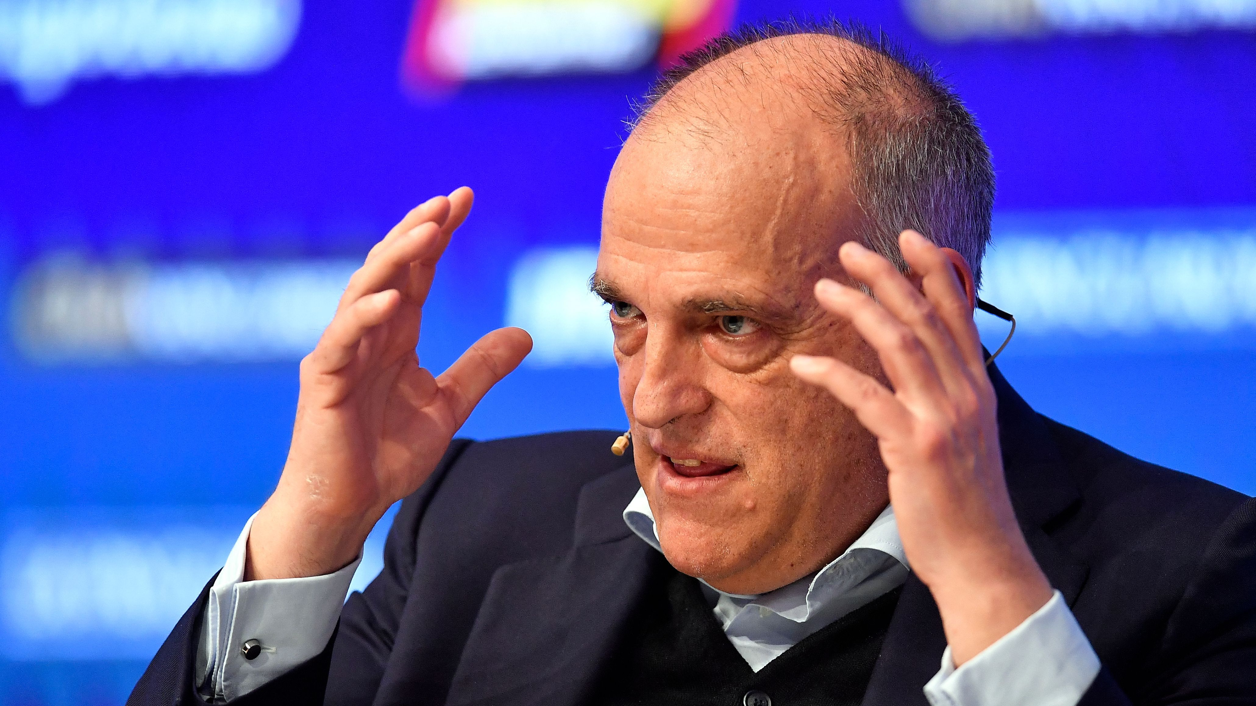 الدوري الإسباني يستعد لمواجهة تاريخية في ميامي: برشلونة وفياريال يتطلعان إلى مباراة حاسمة في الولايات المتحدة