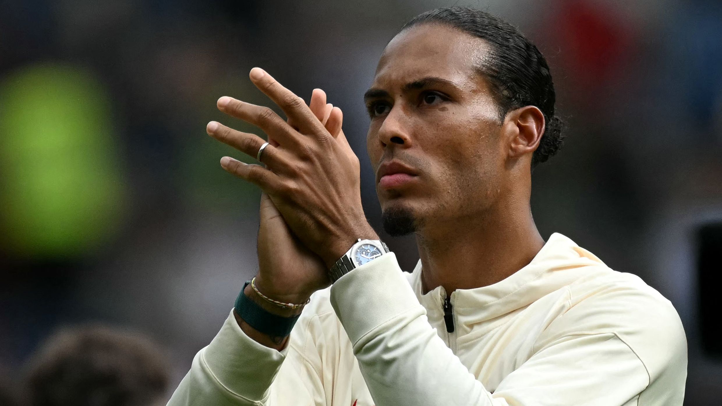 جيمي كاراغر يكشف عن مخاوفه بشأن ليفربول قبل بداية الدفاع عن لقب الدوري الإنجليزي الممتاز على الرغم من الإنفاق الكبير في الصيف