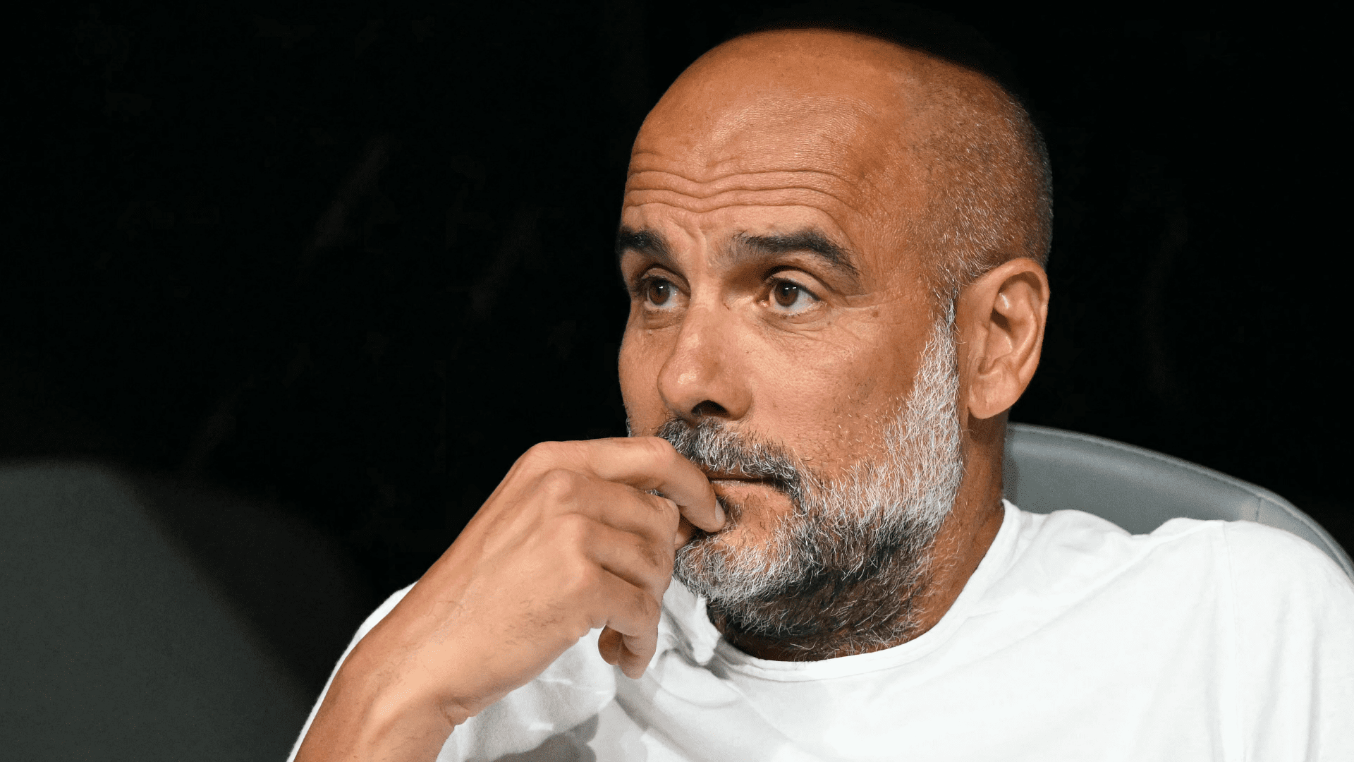 تجديد تشكيلة بيب جوارديولا الصيفية: خمسة لاعبين من مانشستر سيتي يواجهون الرحيل