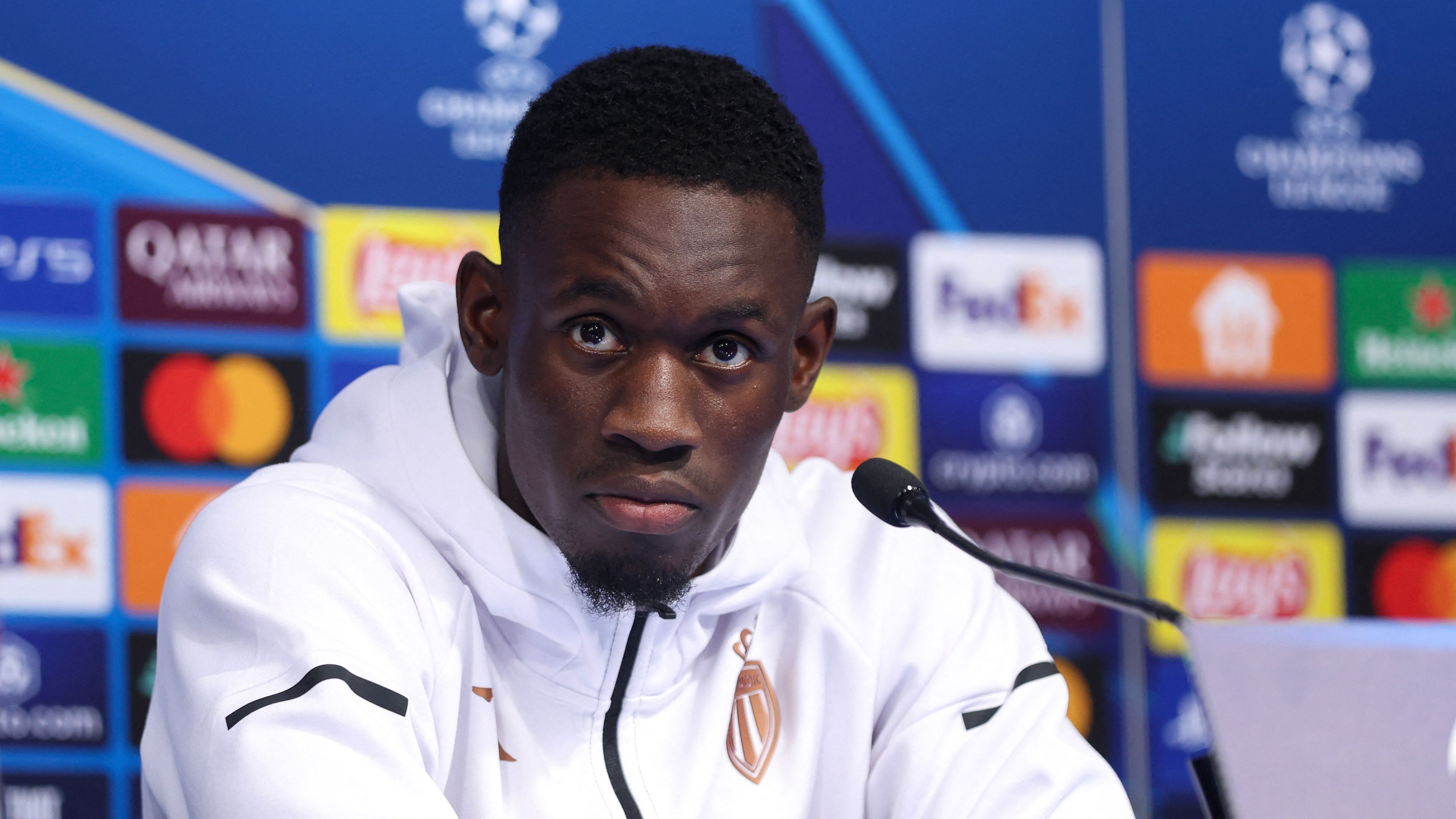"لقد مر وقت طويل منذ أن رأيناه" - يقول أليكسي لالاس، أيقونة منتخب الولايات المتحدة الأمريكية، إن فولارين بالوجون لا يزال بإمكانه أن يكون المهاجم رقم 1، لكن هناك حاجة ماسة إلى الاستعجال مع اقتراب كأس العالم