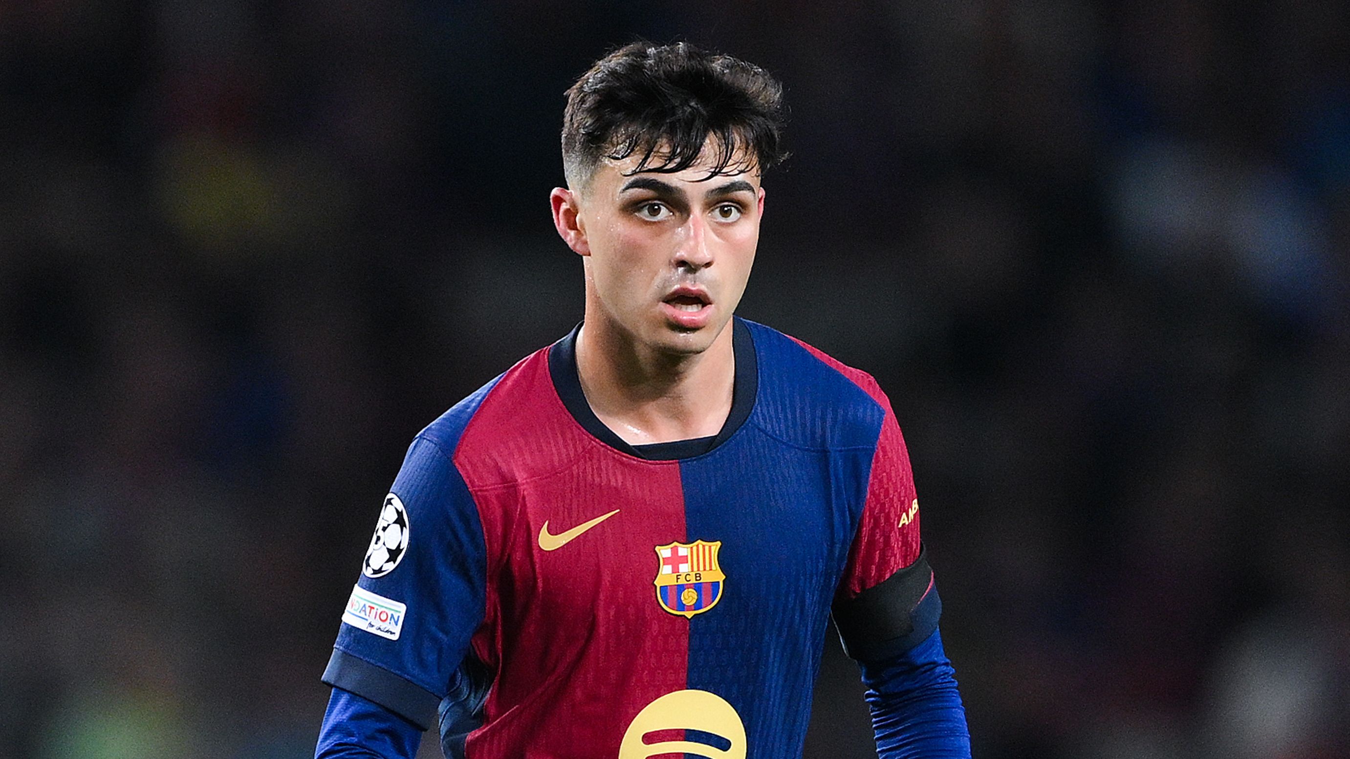 أشاد نجم برشلونة بيدري باللاعب "المذهل حقًا" جود بيلينجهام بعد اختياره مع لاعب خط وسط ريال مدريد في ترشيحات الكرة الذهبية
