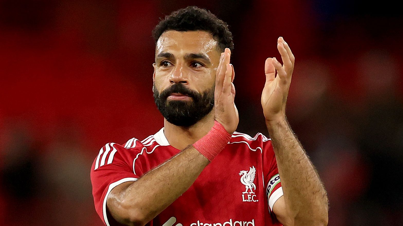 من سيفوز بجائزة الحذاء الذهبي للدوري الإنجليزي الممتاز لموسم 2025-2026؟ كتّاب BALLBB يُقدّمون توقعاتهم