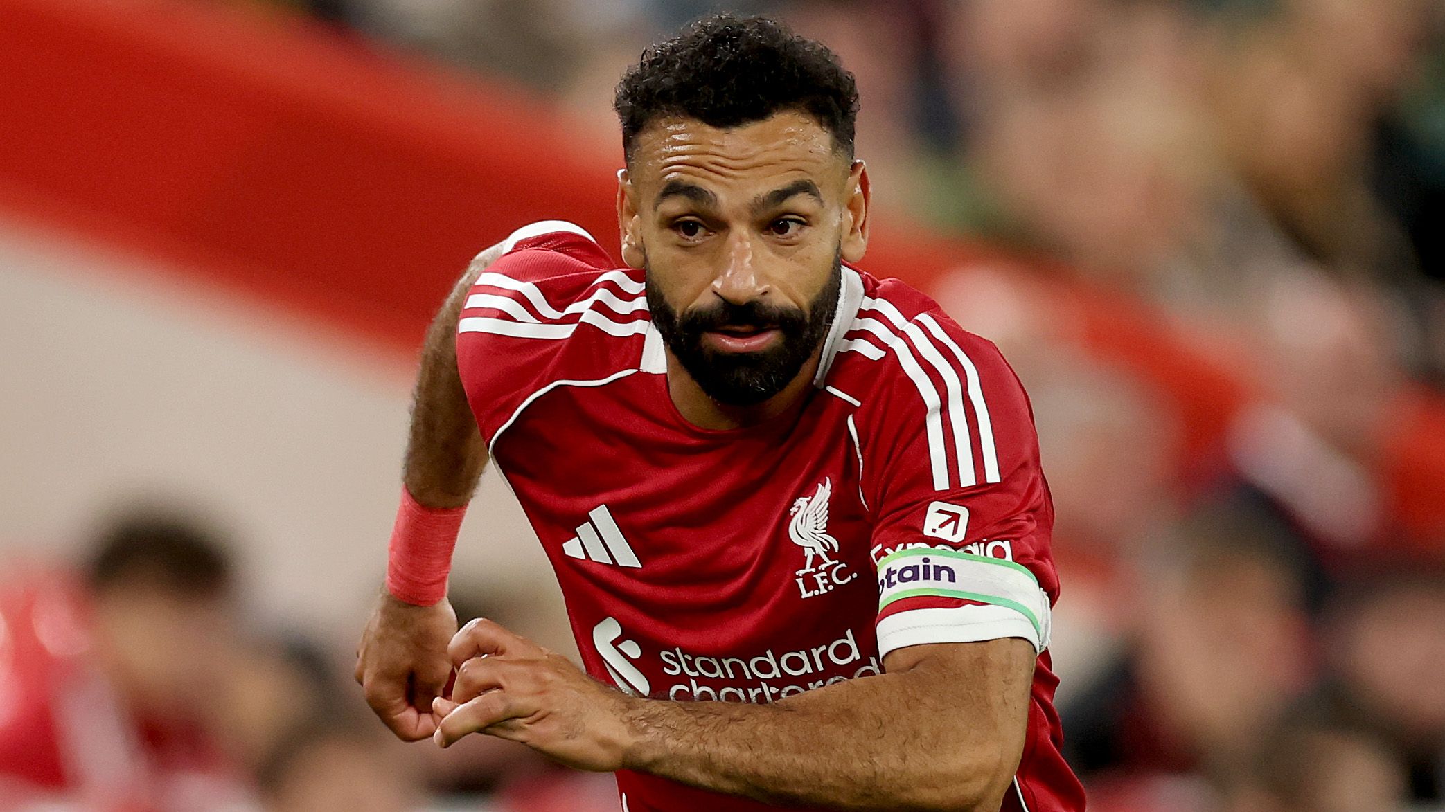 من سيفوز بجائزة الحذاء الذهبي للدوري الإنجليزي الممتاز لموسم 2025-2026؟ كتّاب BALLBB يُقدّمون توقعاتهم