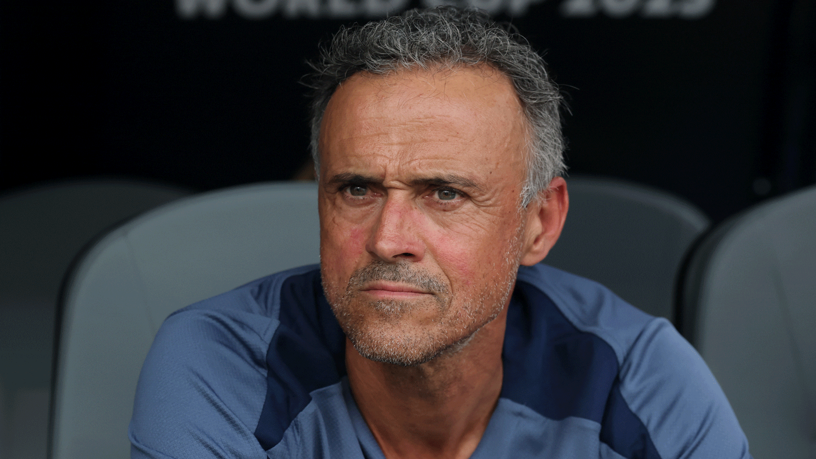 باريس سان جيرمان يضمن لويس إنريكي في صفقة بقيمة 67 مليون يورو، مما يمهد الطريق لانتقاله إلى بورنموث