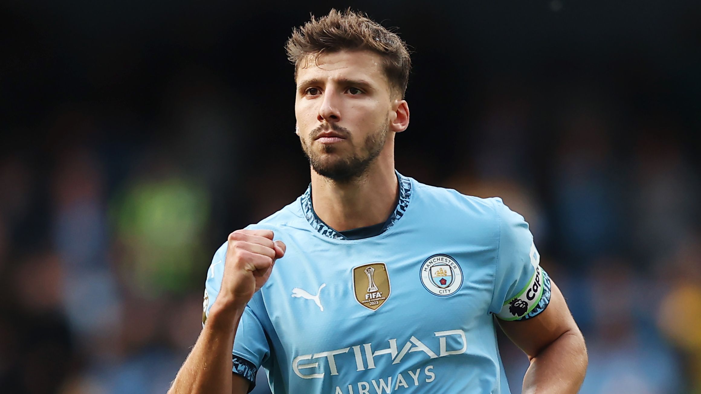 مانشستر سيتي يعزز صفوفه بتمديد عقد روبن دياس، في ظل سعي جوارديولا للفوز بلقب الدوري الإنجليزي الممتاز