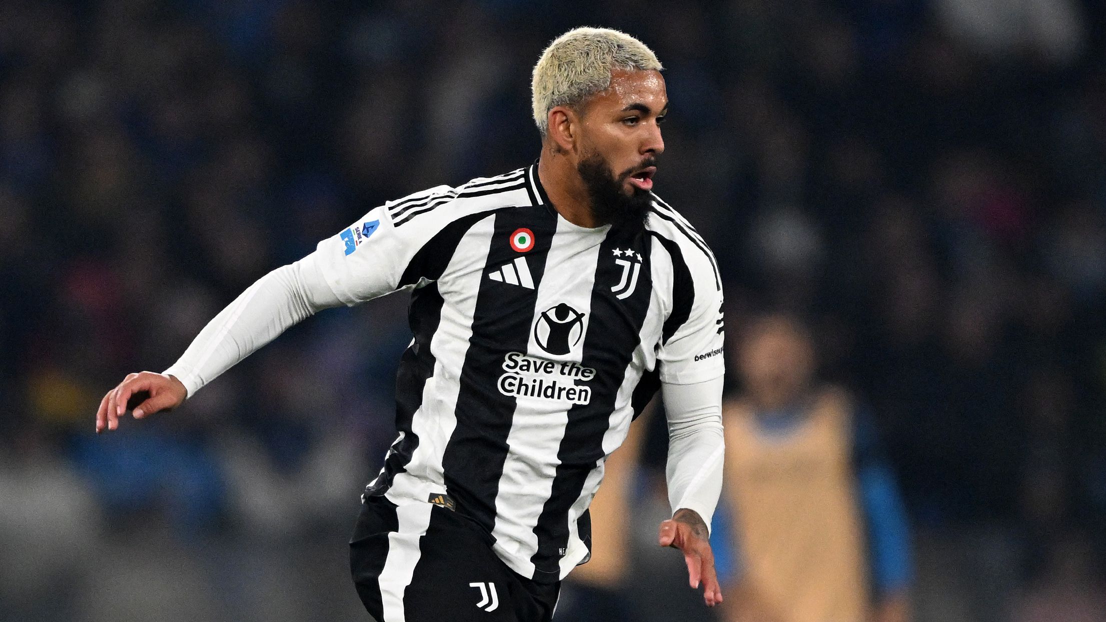 حث بريمر نجم منتخب البرازيل نيمار على الانضمام إلى يوفنتوس من قبل بريمر بينما يتحدث المدافع عن "قرار" دوجلاس لويز وسط خلاف مع فريق الدوري الإيطالي
