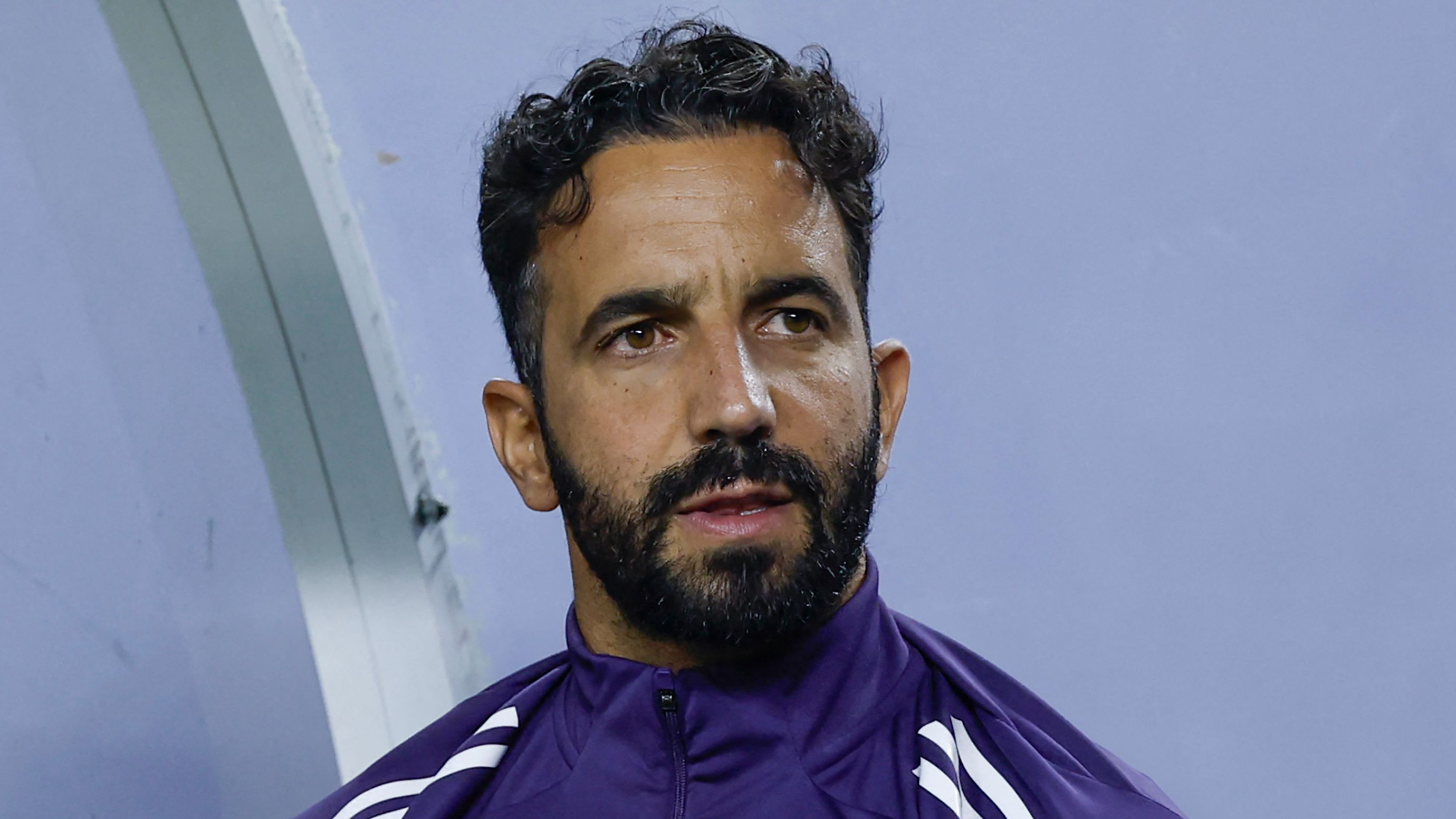 روبن أموريم يطمح للبقاء مع مانشستر يونايتد لمدة 20 عامًا، ويعترف بأن الحظ كان حاسمًا في تجنب الطرد