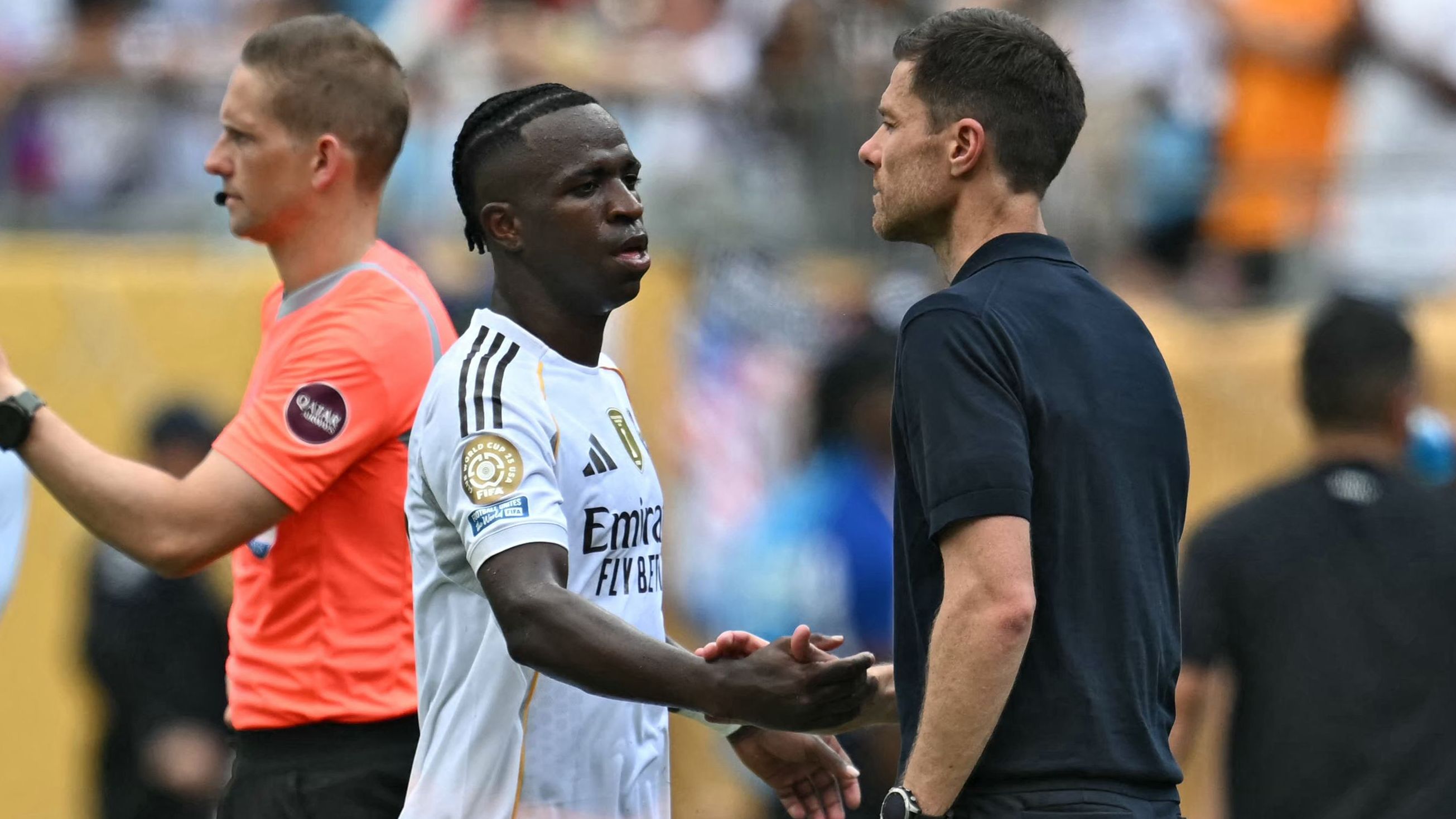 ريال مدريد يتقدم بفارق كبير بعد توقف الدوري السعودي للمحترفين عن السعي لضم فينيسيوس جونيور وسط مفاوضات تجديد عقده المحورية
