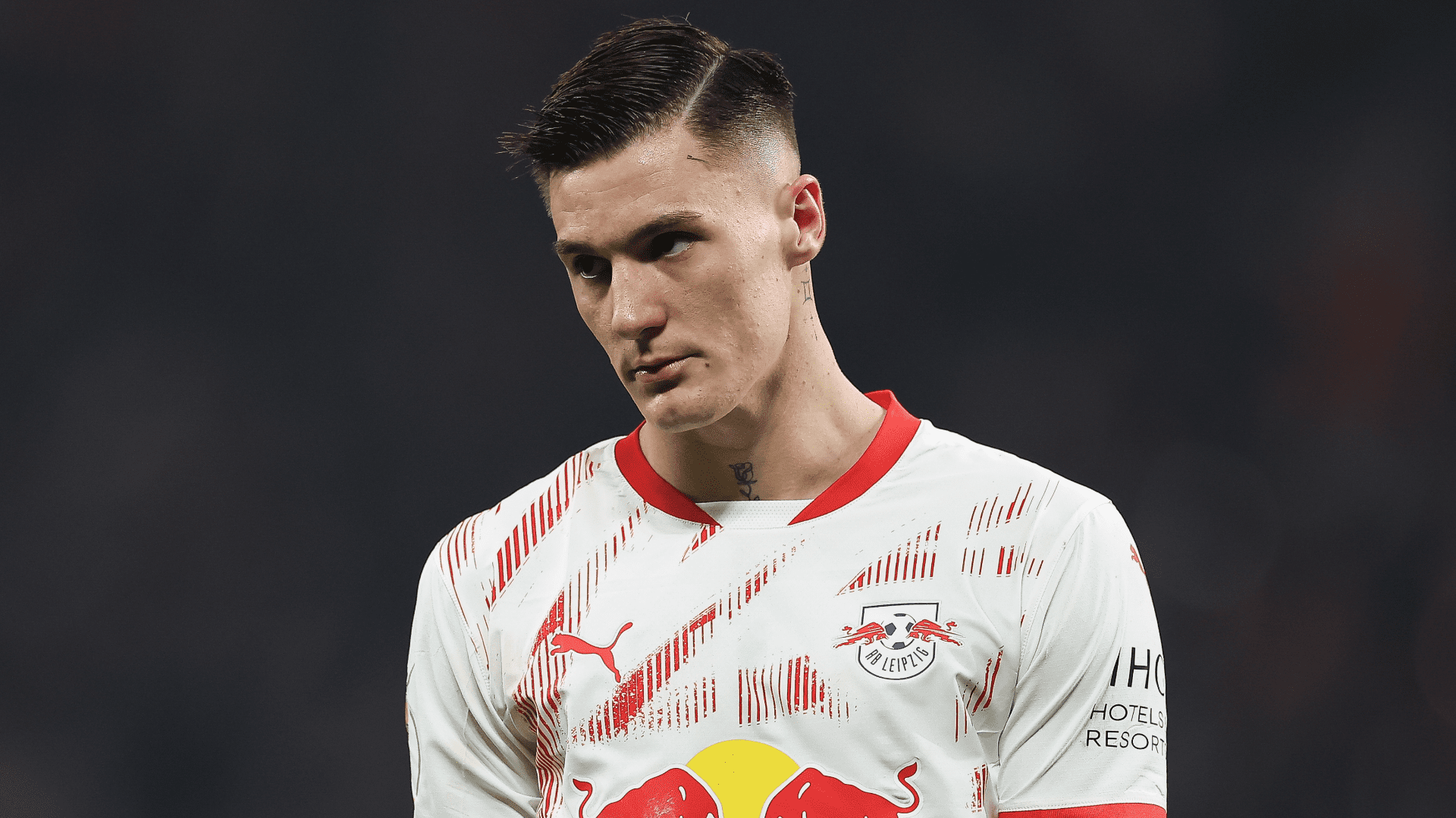 مانشستر يونايتد مستعد لمضاهاة عرض نيوكاسل البالغ 80 مليون يورو لضم نجم لايبزيج بنيامين سيسكو بعد الرفض الأولي