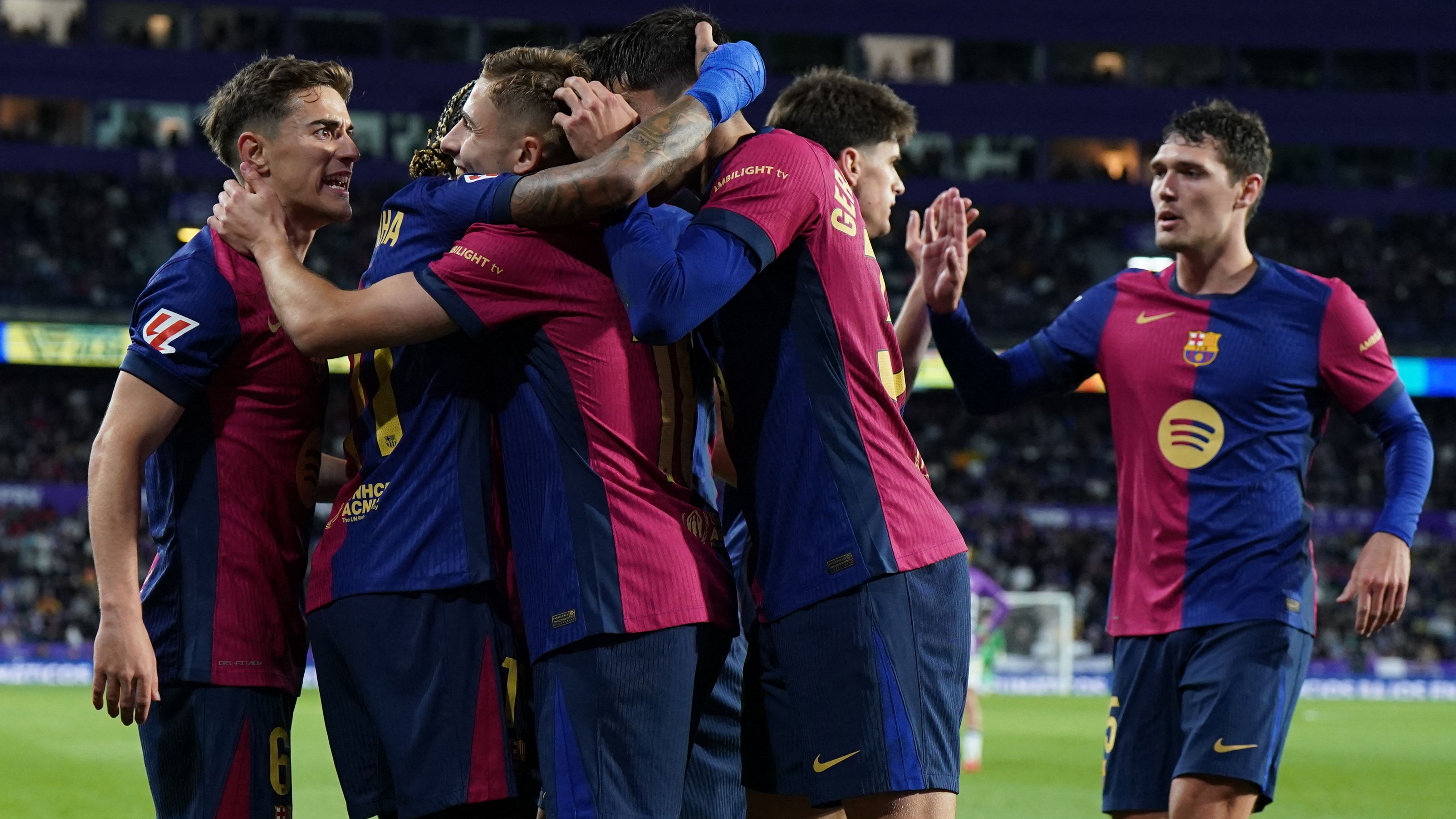 مانشستر يونايتد يدرس عرضًا بقيمة 70 مليون يورو لضم موهبة برشلونة الصاعدة