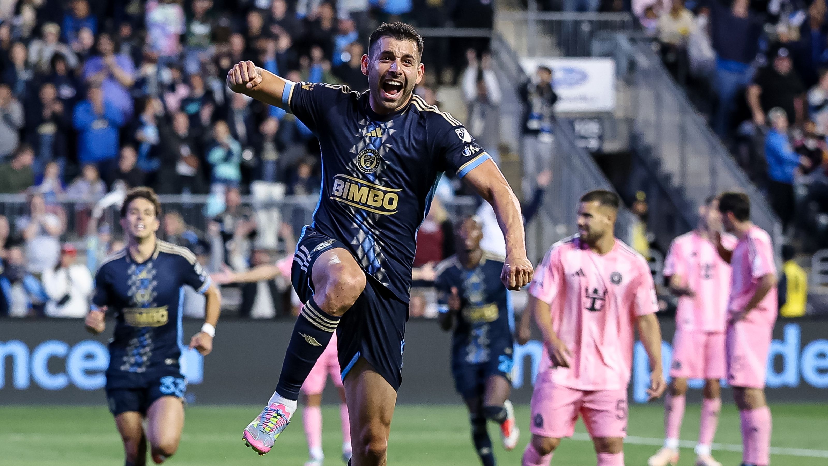 تاي باريبو، لاعب فيلادلفيا يونيون: "الأمر كله يتعلق بالزخم" - رؤى حول براعته التهديفية، وطموحاته في كأس الدوري الأمريكي لكرة القدم، وجوائز كل النجوم