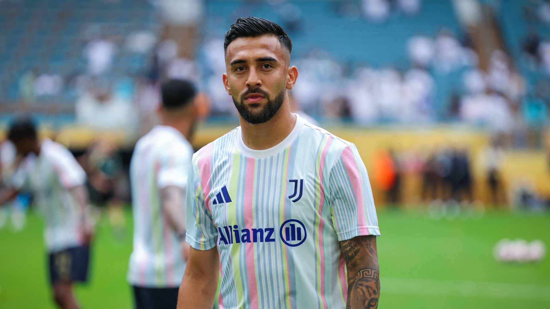 يوفنتوس يفكر في ضم إيدون زيجروفا لاعب ليل كبديل محتمل لنيكو جونزاليس وسط اهتمام أتالانتا مدريد