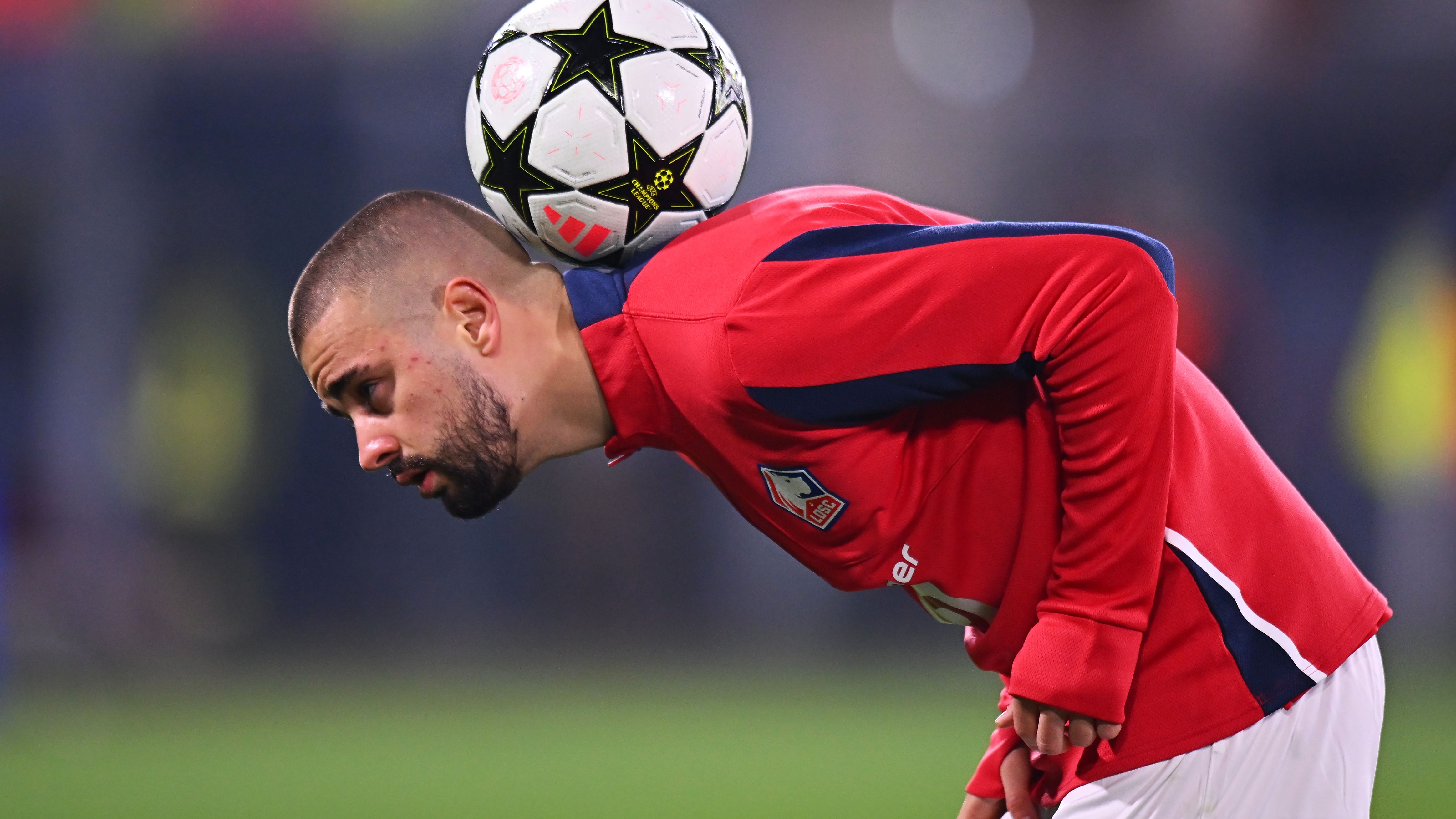 يوفنتوس يفكر في ضم إيدون زيجروفا لاعب ليل كبديل محتمل لنيكو جونزاليس وسط اهتمام أتالانتا مدريد