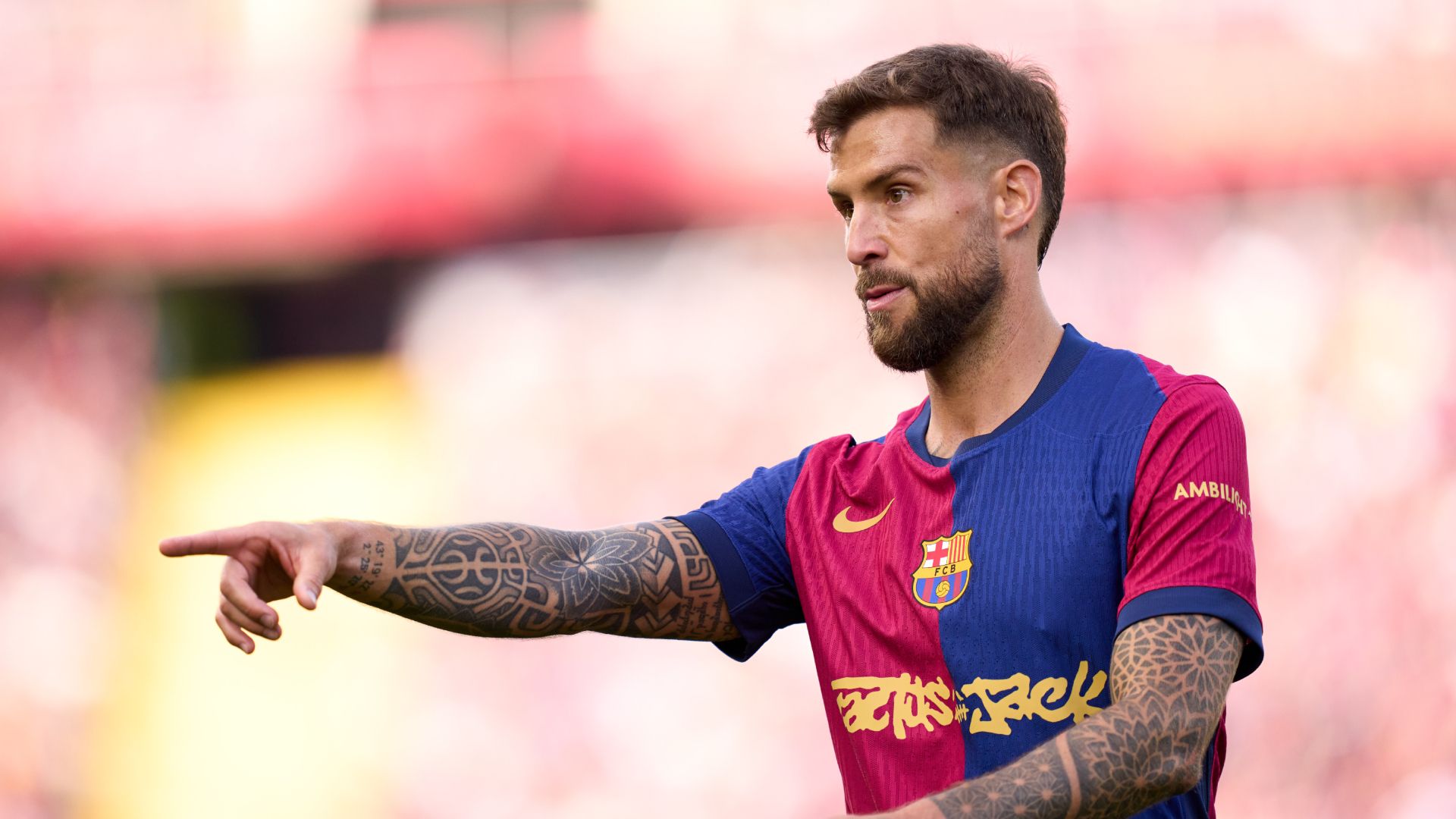 برشلونة يحصل على فرصة التعاقد مع مدافع إنتر ميلان بعد رحيل إنيغو مارتينيز إلى السعودية