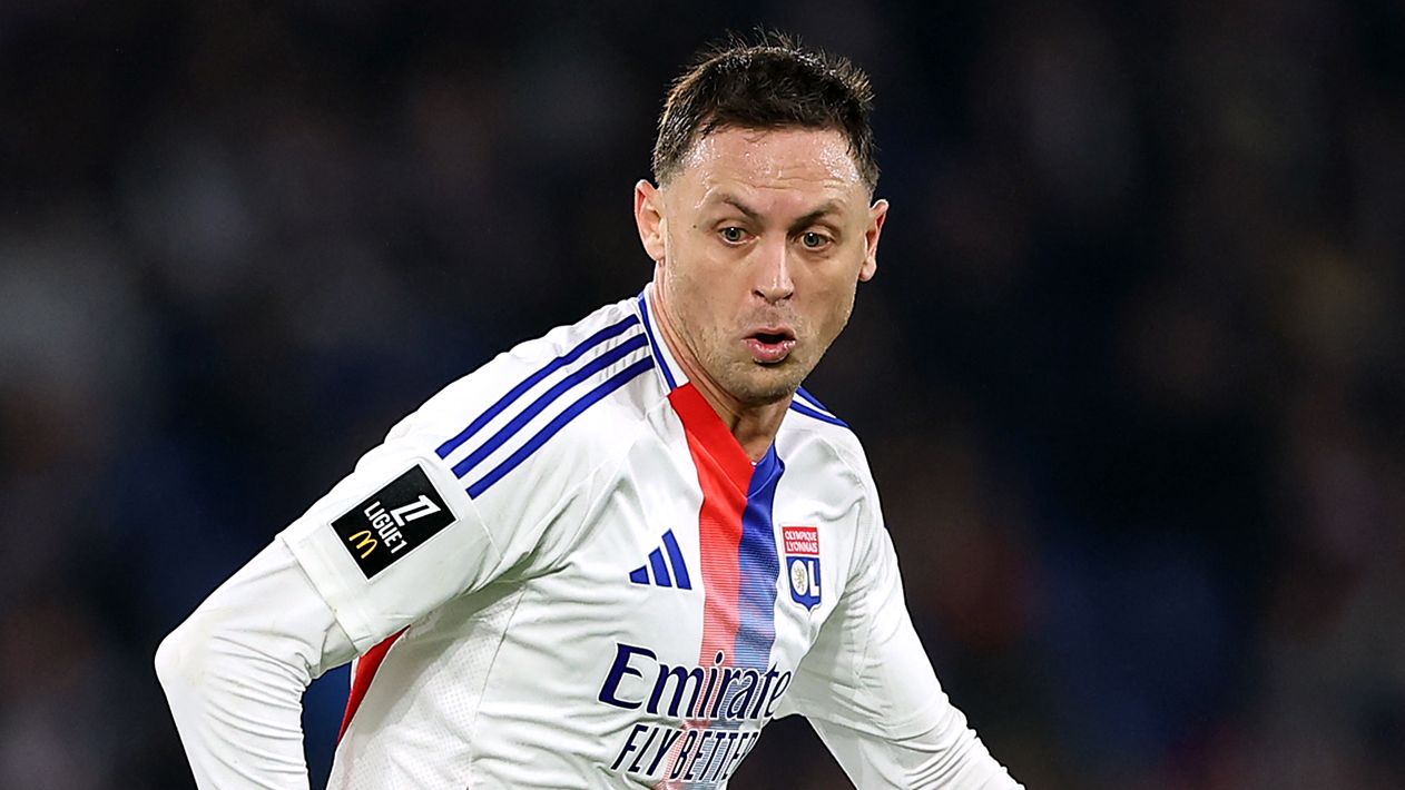 نجم تشيلسي ومانشستر يونايتد السابق نيمانيا ماتيتش في محادثات للعودة إلى الدوري الإيطالي بعد إنهاء عقده مع ليون