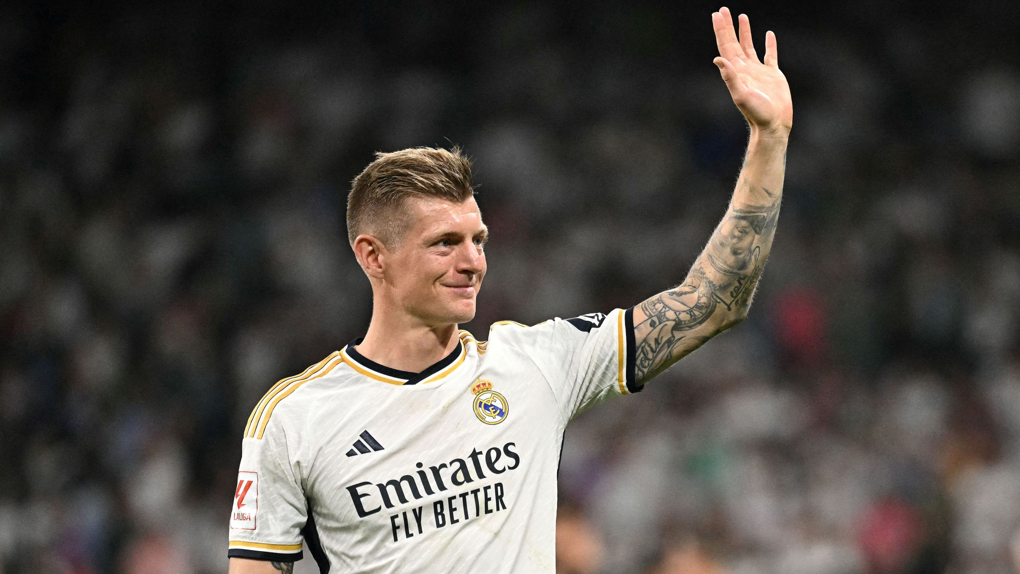 لاعب بايرن ميونيخ السابق يتحدث عن تفوق توني كروس عليه في أكاديمية الشباب ويعترف بتهوره في الملعب