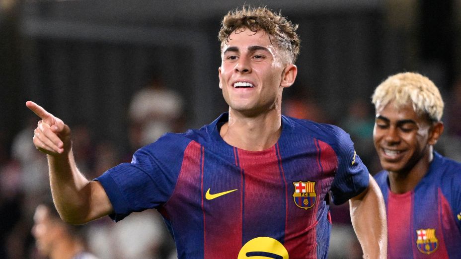 تشيلسي يُصدر إنذارًا نهائيًا بشأن انتقال فيرمين لوبيز، وبرشلونة يُحدد سعر لاعب الوسط