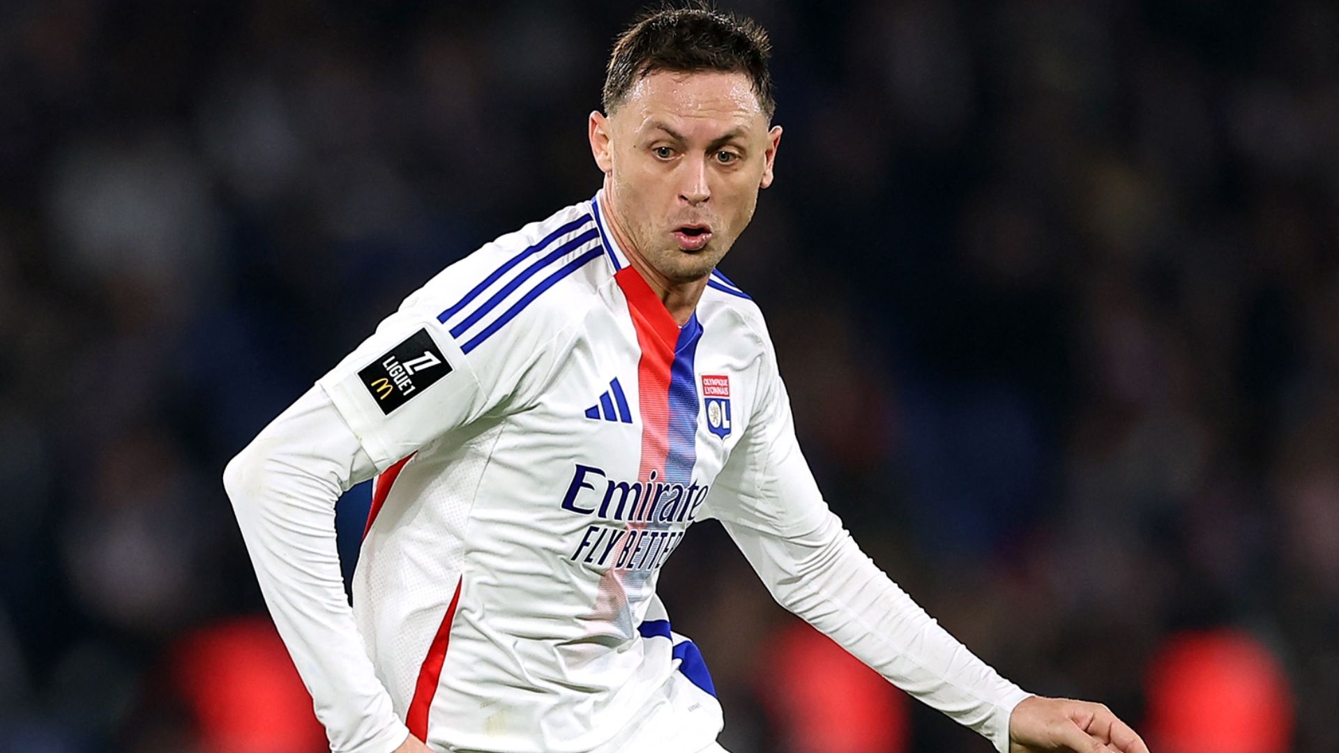 لاعب خط الوسط السابق لمانشستر يونايتد وتشيلسي نيمانيا ماتيتش يعود إلى الدوري الإيطالي بعد رحيله عن ليون