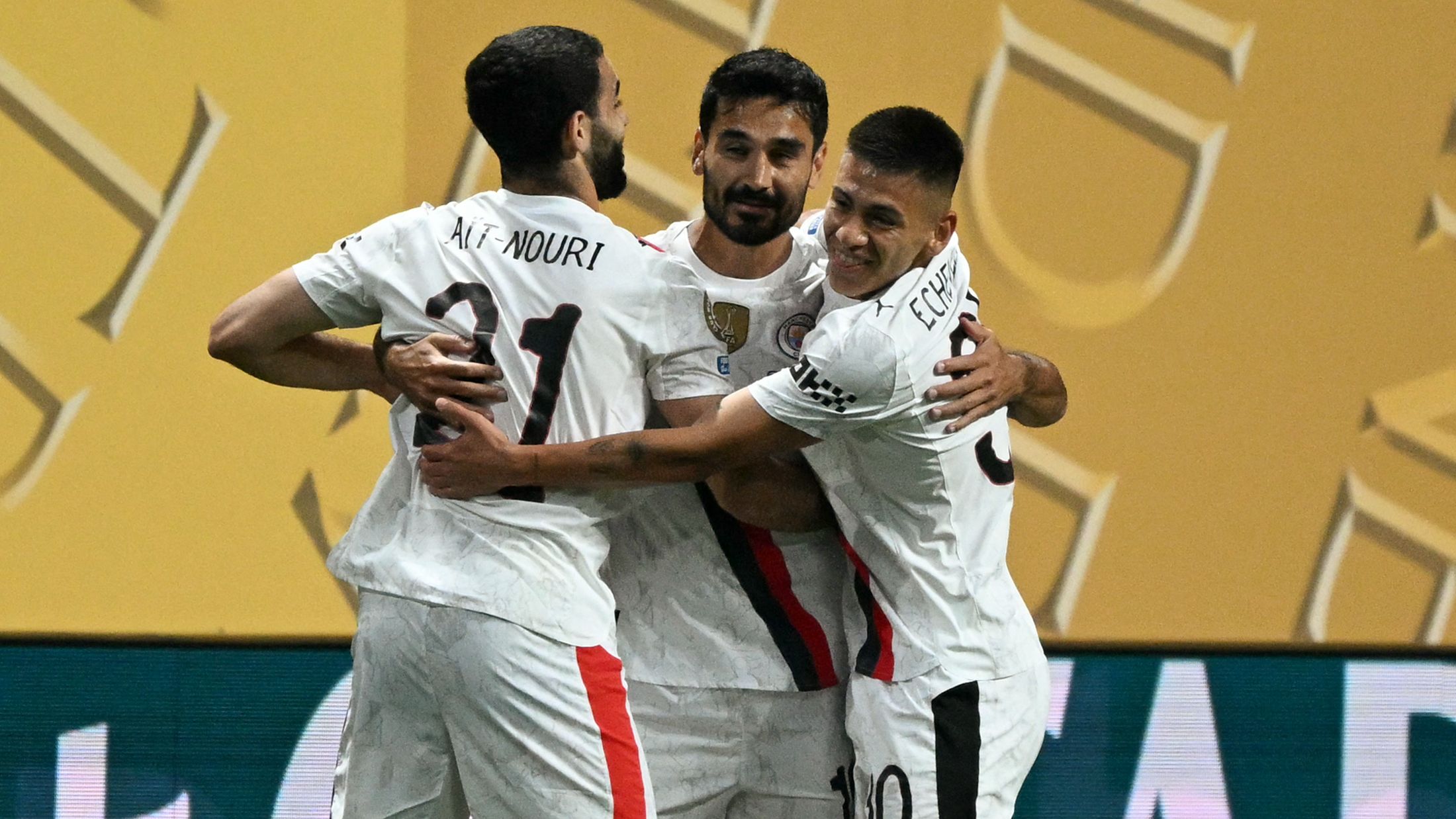 إلكاي جوندوجان يتطلع للعودة إلى الدوري الألماني في ظل تفكير مانشستر سيتي في الانتقال