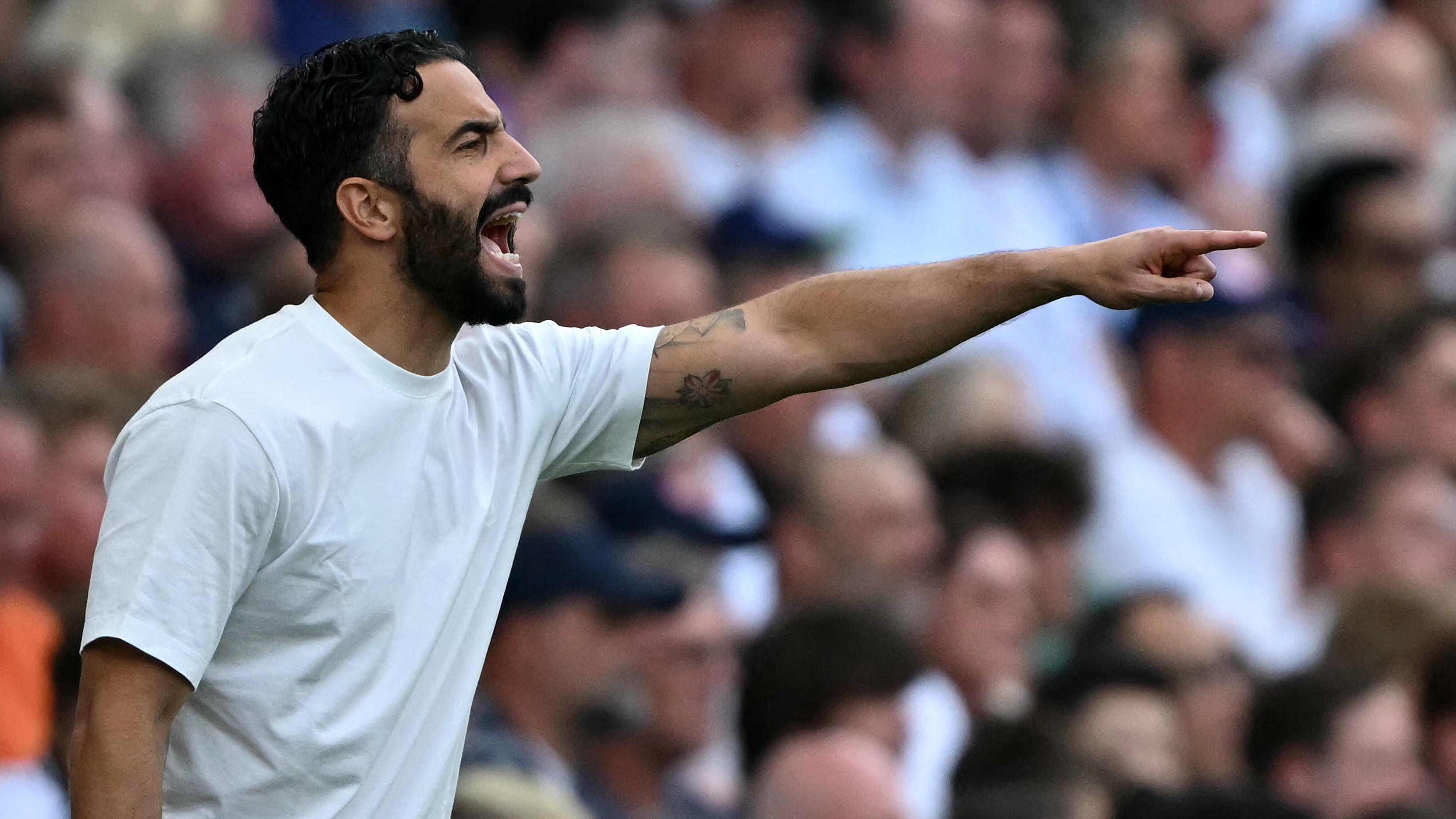 كالفن باسي يرى أن هدف مانشستر يونايتد ضد فولهام يجب أن يُلغى