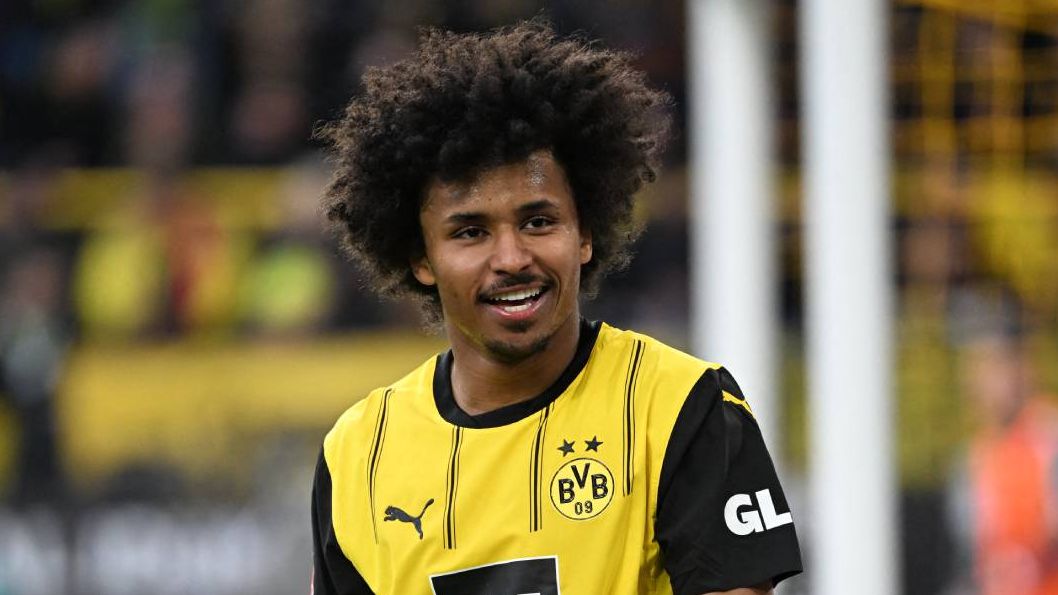 كريم أديمي ينضم إلى وكالة خورخي مينديز، لينضم إلى كريستيانو رونالدو ولامين يامال كنجم بوروسيا دورتموند