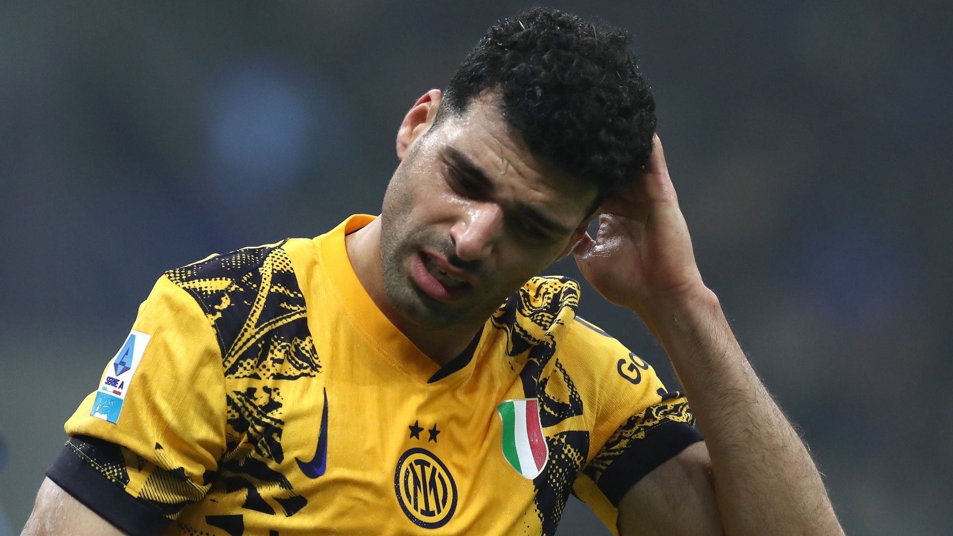 مهدي طارمي لاعب إنتر ميلان مرتبط بالانتقال إلى الدوري الألماني وسط اهتمام من أولمبياكوس وباناثينايكوس