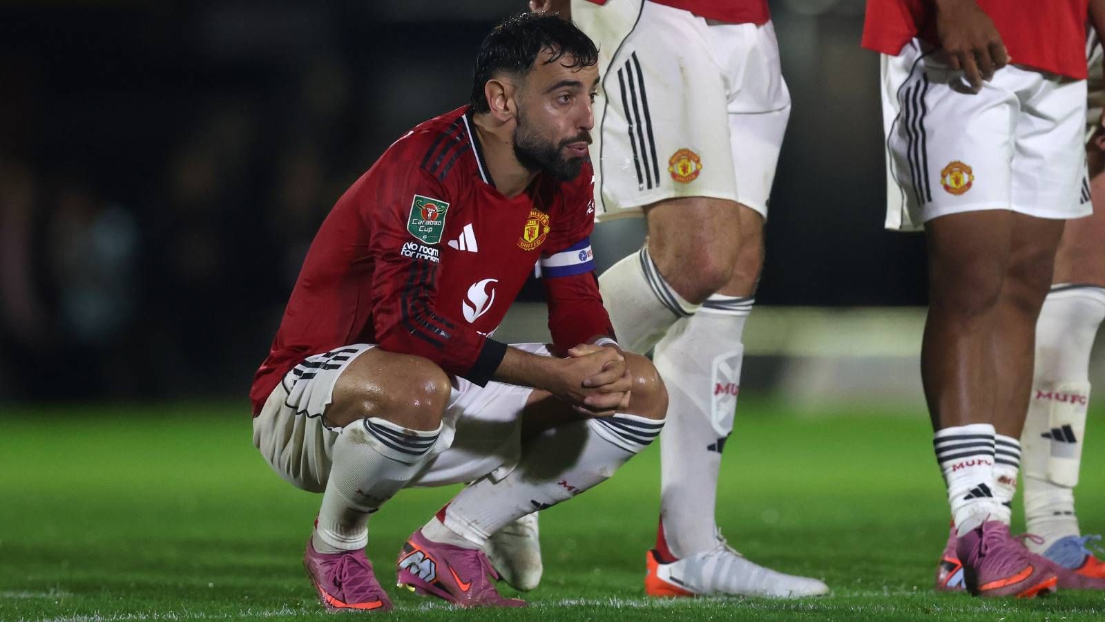 باير ليفركوزن يسخر من مانشستر يونايتد قبل قرعة دوري أبطال أوروبا بعد الخروج من كأس كاراباو