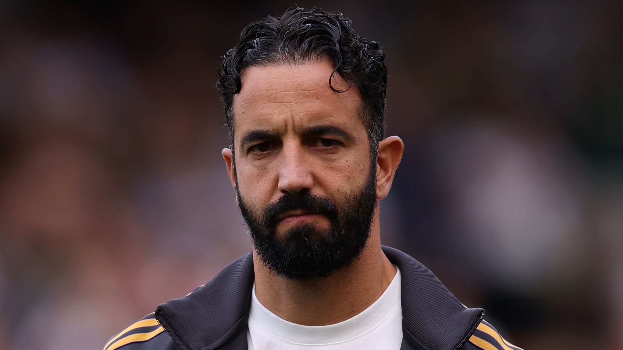 روبن أموريم يقدم اعتذارًا جديدًا لجماهير مانشستر يونايتد في برنامج موجز من 95 كلمة قبل مباراة بيرنلي الحاسمة