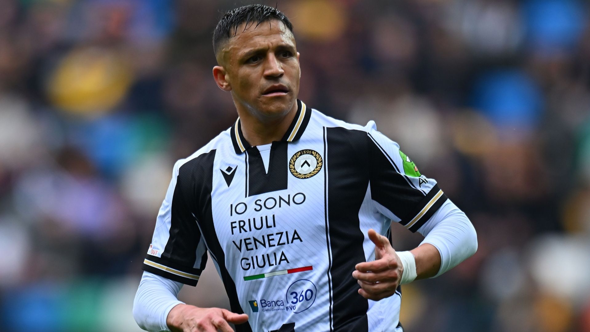 نجم أرسنال ومانشستر يونايتد السابق أليكسيس سانشيز يستعد للعودة إلى الدوري الإسباني في صفقة انتقال حر، بعد 11 عامًا من انتقاله إلى برشلونة