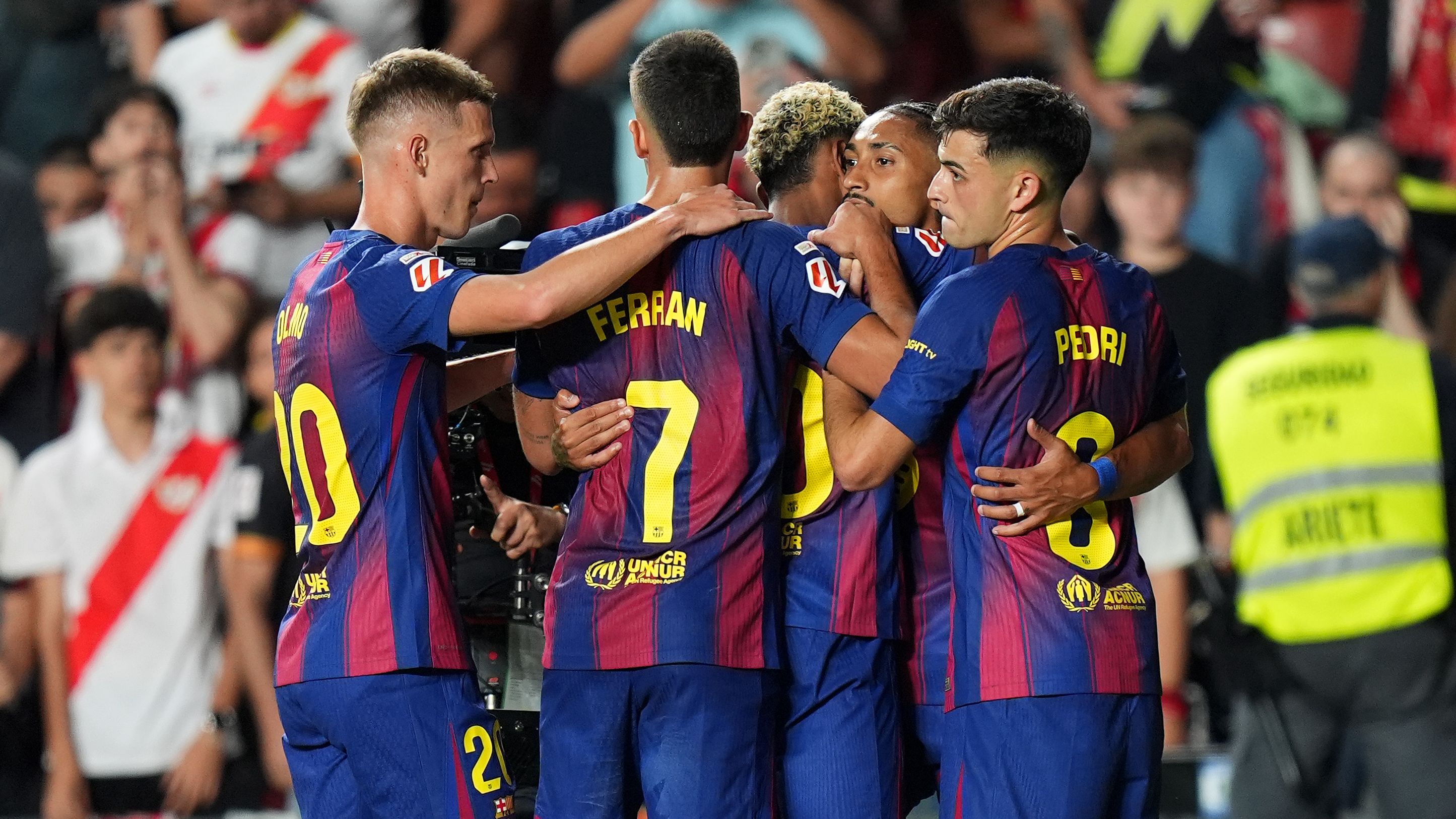 حصل برشلونة على الموافقة في الوقت المناسب للعودة إلى ملعب كامب نو الشهير للمباراة القادمة في الدوري الإسباني بعد التغلب على التأخير
