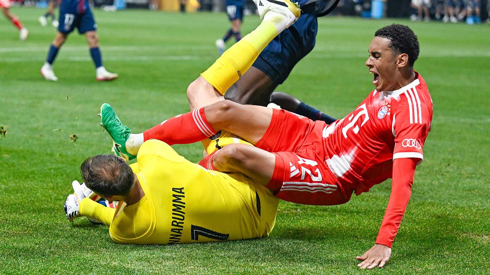 جمال موسيالا يعلن عن موعد عودته للملاعب بعد الإصابة ويقدم تعازيه لجيانلويجي دوناروما بعد اصطدامه بحارس مرمى باريس سان جيرمان