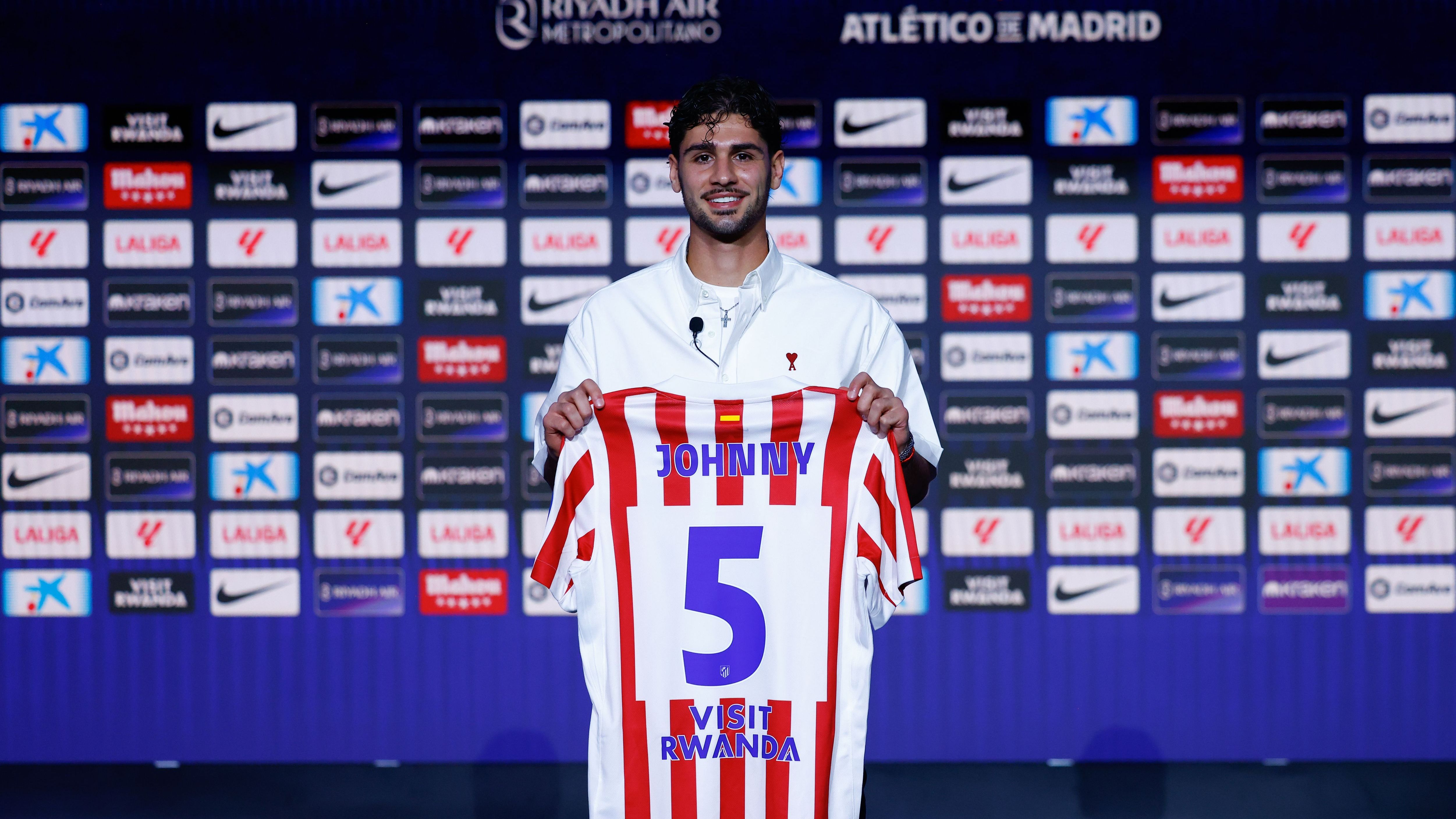 سوق انتقالات المنتخب الأمريكي: الرابحون والخاسرون - مالك تيلمان، تيم وياه، وجيو رينا يتألقون بحركاتهم، بينما يستغل جوش سارجنت وحاجي رايت هذا الأمر بالبقاء في مكانهما