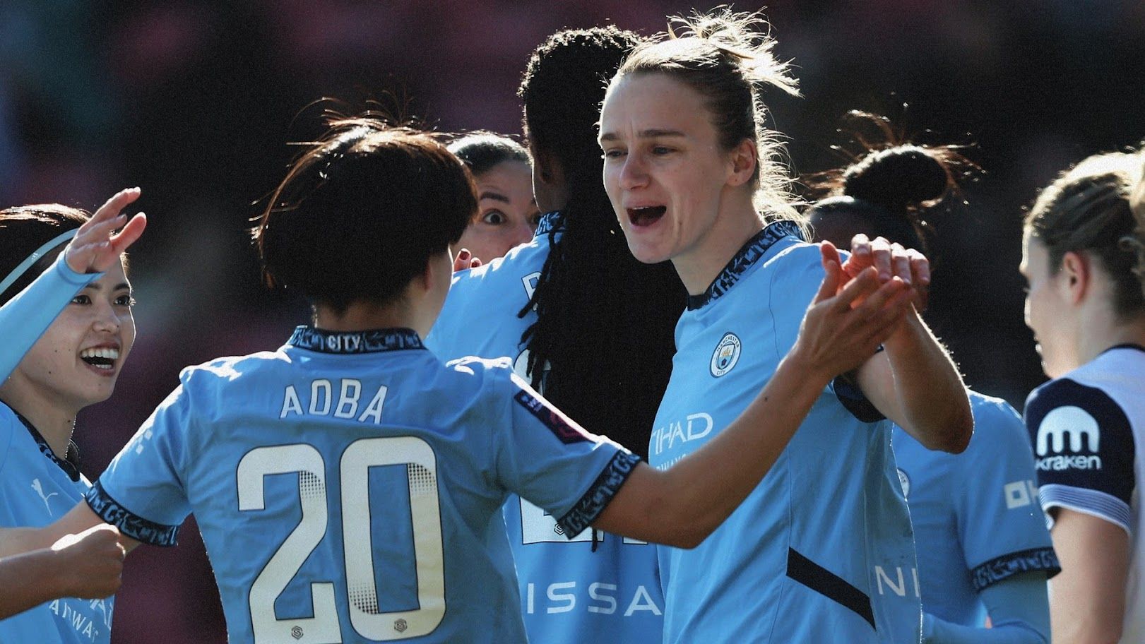 هل يستطيع أرسنال أو مانشستر يونايتد أو مانشستر سيتي تحدي هيمنة تشيلسي على الدوري الإنجليزي الممتاز للسيدات وإنهاء سلسلة انتصاراته المستمرة منذ سبع سنوات؟