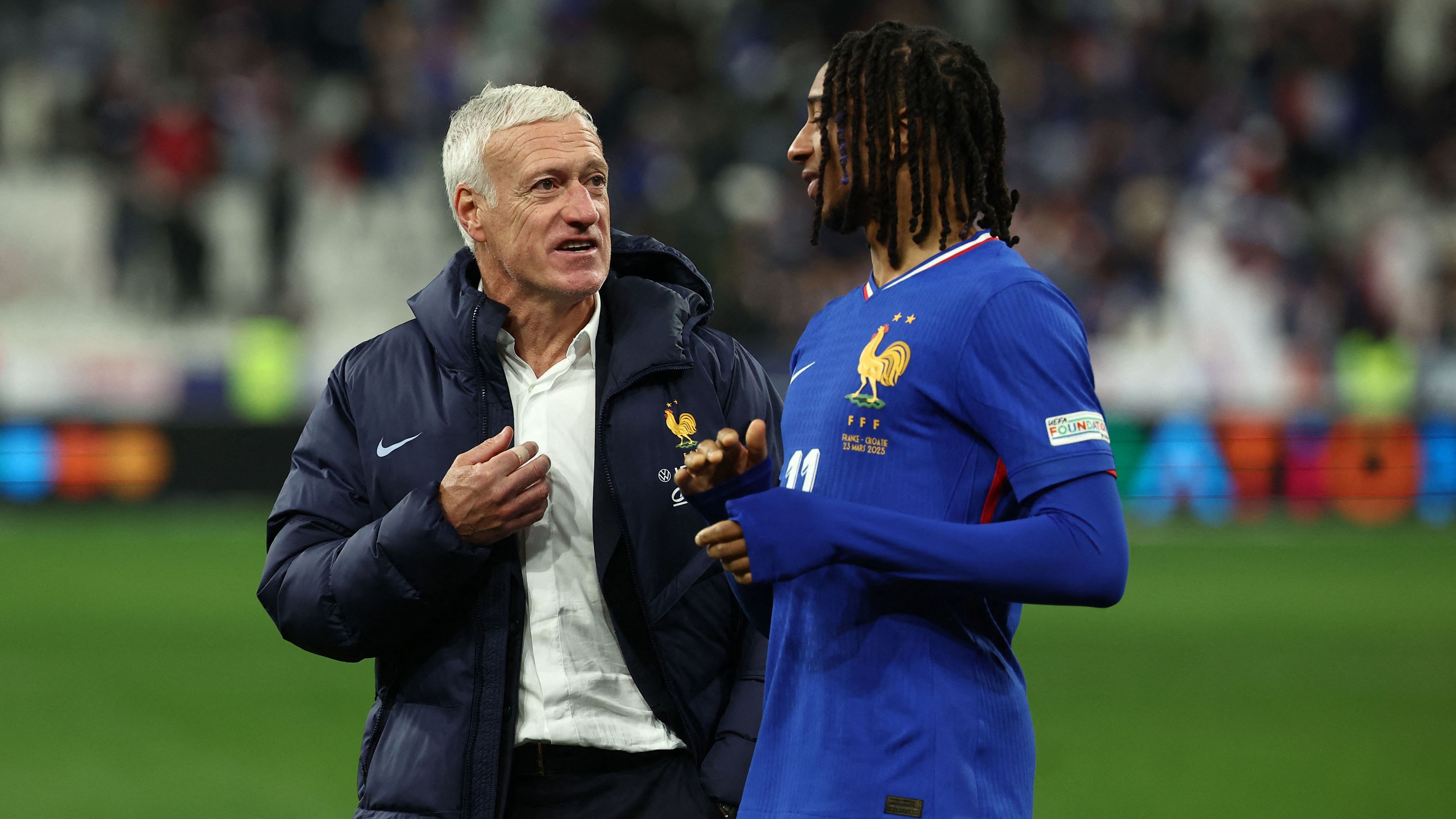 أشاد جريزمان وديشامب وزملاؤه في فرنسا وبايرن ميونيخ بمايكل أوليس لتعدد استخداماته ومهاراته الفنية الاستثنائية