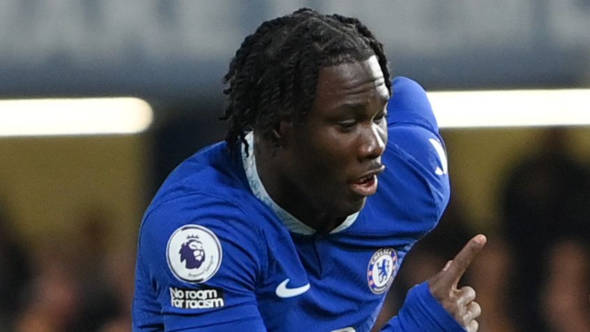 لاعب تشيلسي يغادر على سبيل الإعارة إلى تركيا بينما يواصل النادي إعادة تشكيل الفريق تحت قيادة ماريسكا