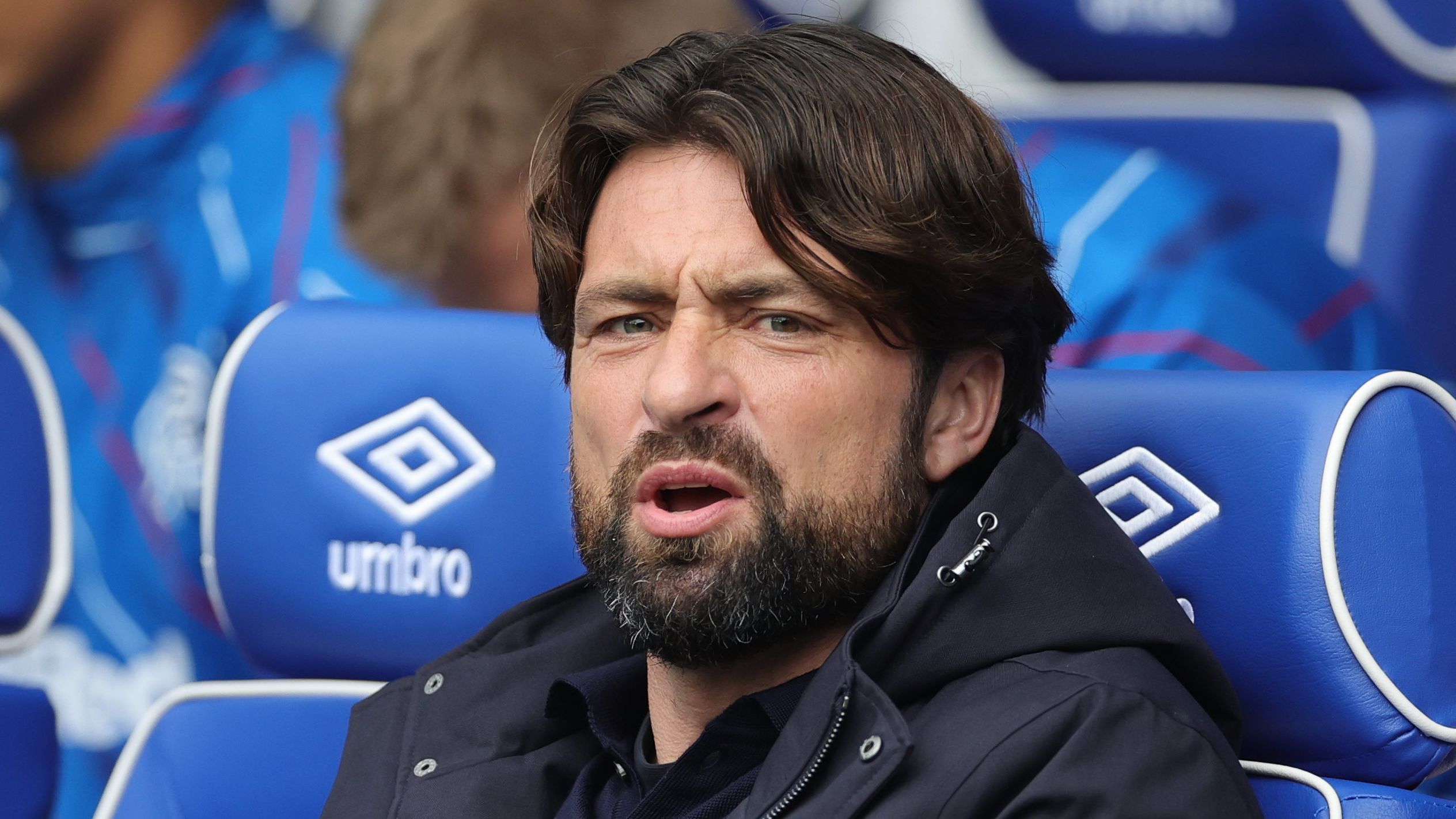رينجرز يضع ديفيد أنشيلوتي مدربًا جديدًا محتملًا وسط ضغوط على مدرب ريال مدريد السابق بعد انهيار بوتافوغو